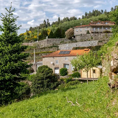 Vakantiehuis Abrigo Dos Maias - A Soulful Retreat In By Hostwise *