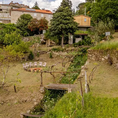 Vakantiehuis Abrigo Dos Maias - A Soulful Retreat In By Hostwise *