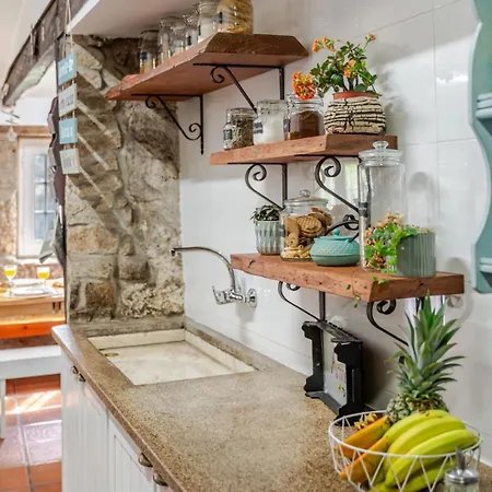 Abrigo Dos Maias - A Soulful Retreat In By Hostwise Holiday home *