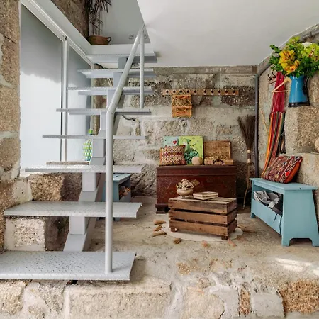 Abrigo Dos Maias - A Soulful Retreat In By Hostwise Casa de Férias *