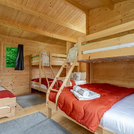 Vakantiehuis Abrigo Dos Maias - A Soulful Retreat In By Hostwise *