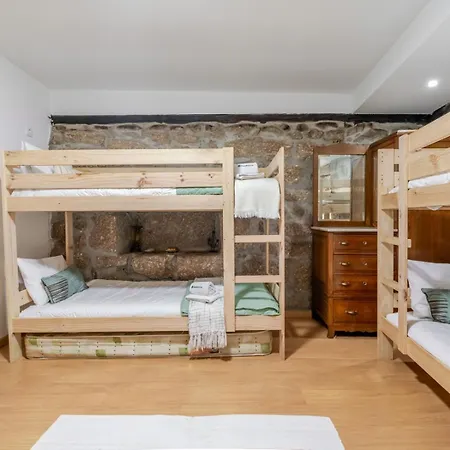 Vakantiehuis Abrigo Dos Maias - A Soulful Retreat In By Hostwise *