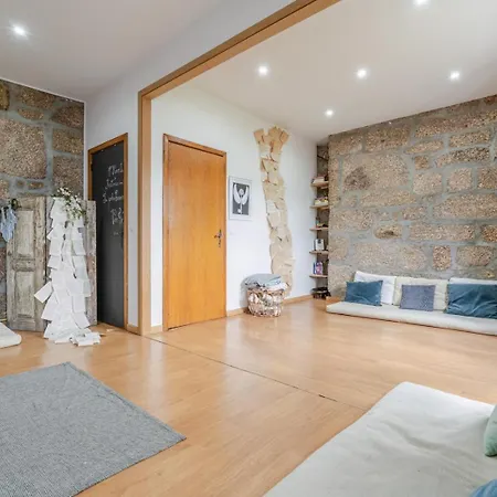 Vakantiehuis Abrigo Dos Maias - A Soulful Retreat In By Hostwise Baião