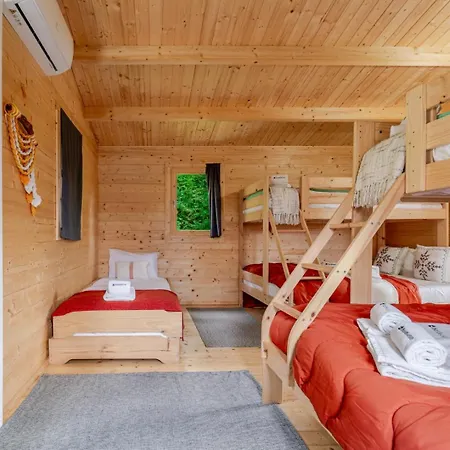 Vakantiehuis Abrigo Dos Maias - A Soulful Retreat In By Hostwise *