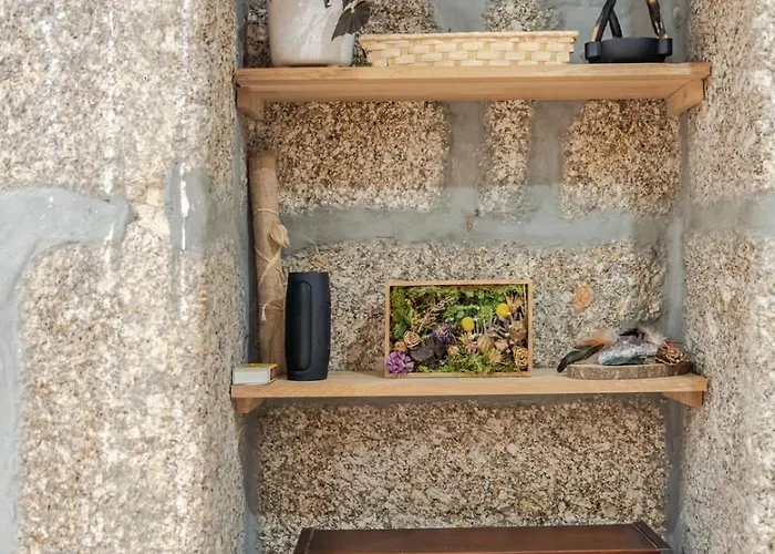 Abrigo Dos Maias - A Soulful Retreat In By Hostwise *