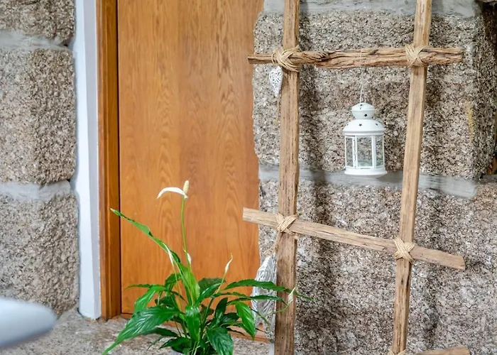 Abrigo Dos Maias - A Soulful Retreat In By Hostwise