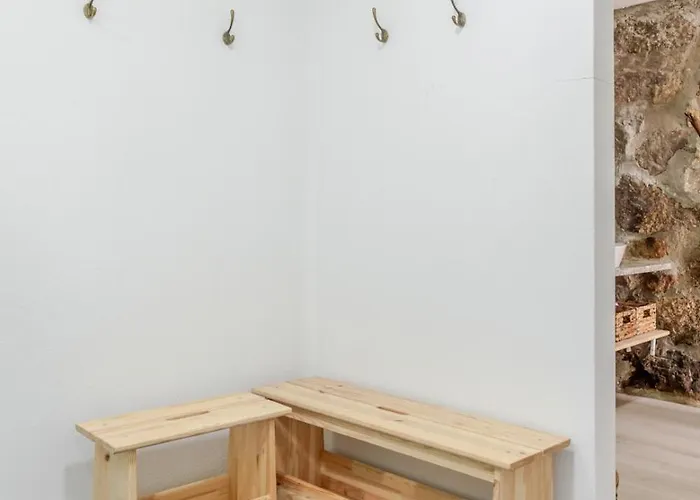 Nyaraló Abrigo Dos Maias - A Soulful Retreat In By Hostwise *