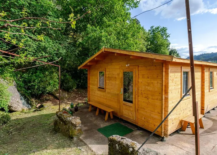 Abrigo Dos Maias - A Soulful Retreat In By Hostwise *