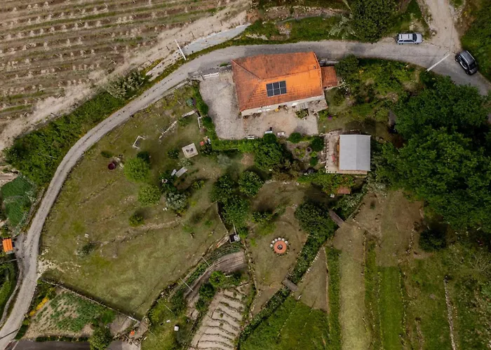 Abrigo Dos Maias - A Soulful Retreat In By Hostwise