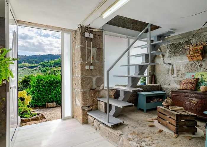 Abrigo Dos Maias - A Soulful Retreat In By Hostwise * Baião