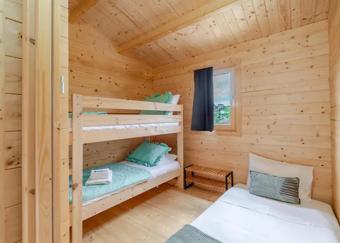 Abrigo Dos Maias - A Soulful Retreat In By Hostwise *