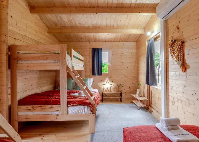 Abrigo Dos Maias - A Soulful Retreat In By Hostwise Nyaraló